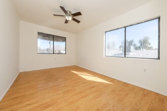136 E Pastime Rd, Unit Pastime in Tucson, AZ - Building Photo - Building Photo