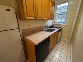 18 Glenville Ave, Unit 15-1 in Boston, MA - Building Photo - Building Photo