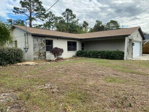 5344 Elwood Rd in Spring Hill, FL - Building Photo - Building Photo