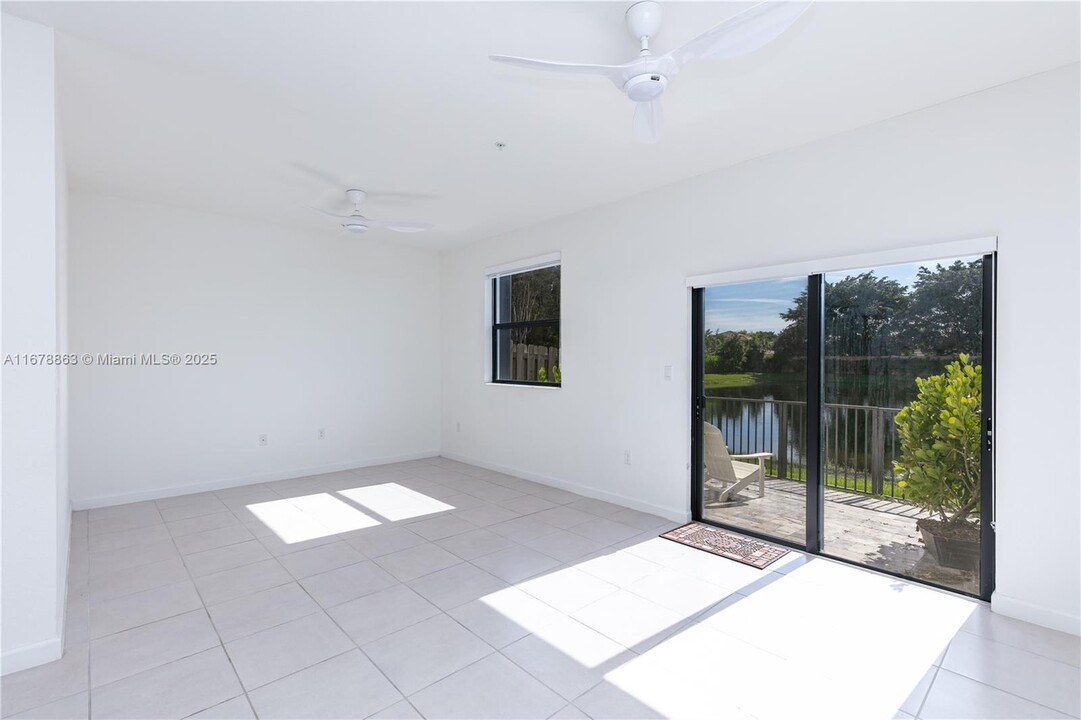 18514 SW 2nd St in Pembroke Pines, FL - Building Photo