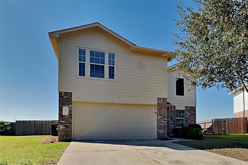 8207 Katie Mill Trail in Spring, TX - Building Photo