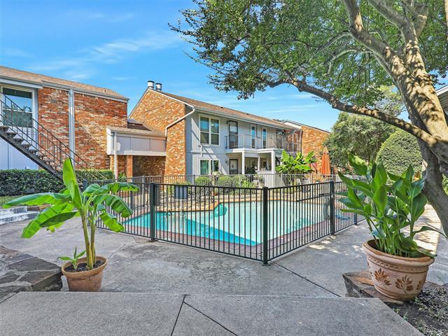 4317 Hartford St in Dallas, TX - Building Photo