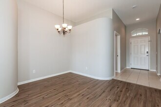 11136 Rodeo Ln in Riverview, FL - Foto de edificio - Building Photo