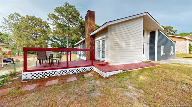 5743 McDougal Dr in Fayetteville, NC - Building Photo - Building Photo