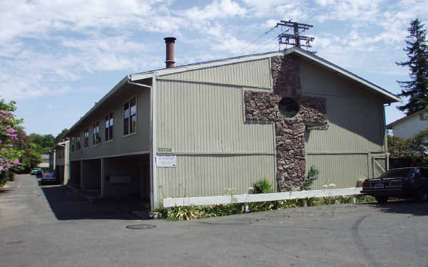 5034 Manzanita Ave in Carmichael, CA - Building Photo - Building Photo