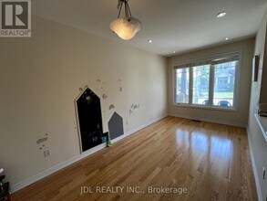167 Shirrick Dr in Richmond Hill, ON - Building Photo - Building Photo