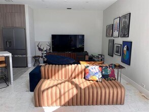 3070 Allamanda St in Miami, FL - Building Photo - Building Photo