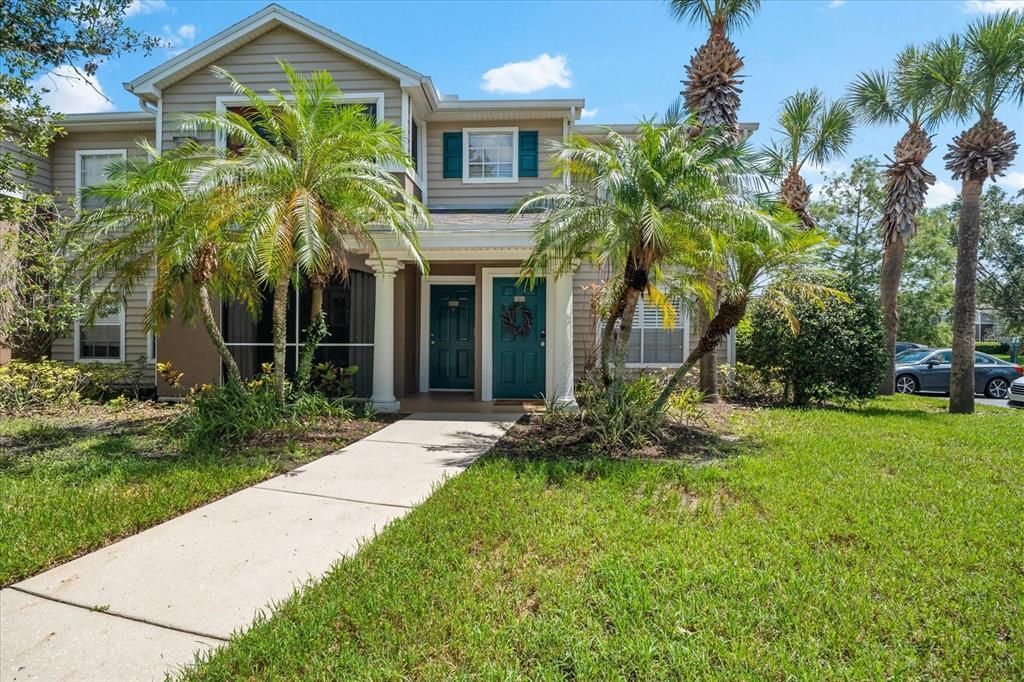 8933 Manor Loop in Lakewood Ranch, FL - Building Photo