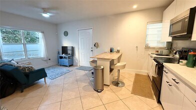 1337 Euclid Ave in Miami Beach, FL - Building Photo - Building Photo