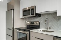 3841 Wallace St - 6