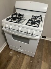 3862 E 57th St in Cleveland, OH - Foto de edificio - Building Photo