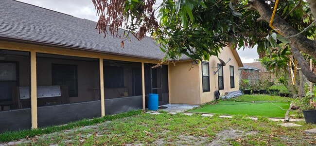 property at 2722 SW District Ave