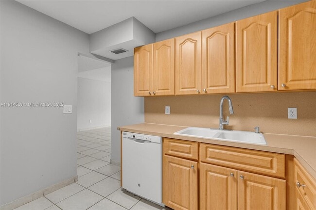 7785 SW 86th St in Miami, FL - Building Photo - Building Photo