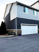 305 N 680 E in Vineyard, UT - Foto de edificio - Building Photo