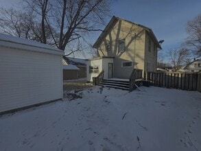 1134 Bertch Ave in Waterloo, IA - Building Photo - Building Photo