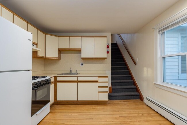 35 Cedar Flats Rd-Unit -A in Stony Point, NY - Foto de edificio - Building Photo