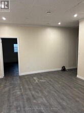 109 Lake St in St Catharines, ON - Building Photo - Building Photo