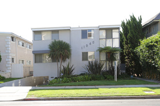 11940 Dorothy St in Los Angeles, CA - Building Photo - Building Photo