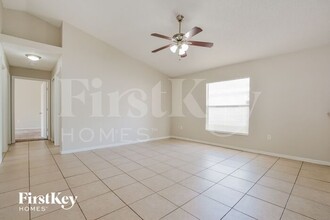 7452 Little Pond Ct in Orlando, FL - Building Photo - Building Photo