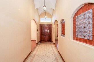 6514 Grande Bay, Unit I-6 in Laredo, TX - Building Photo - Building Photo