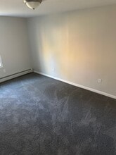 29 Shady Brk Dr in Sidney, ME - Building Photo - Building Photo