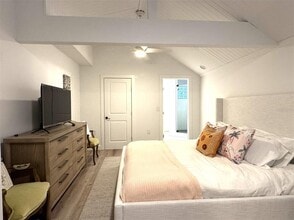 701 Broadway St in Longboat Key, FL - Building Photo - Building Photo