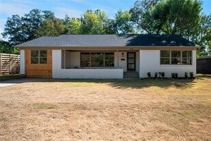 9946 Kilarney Dr in Dallas, TX - Building Photo