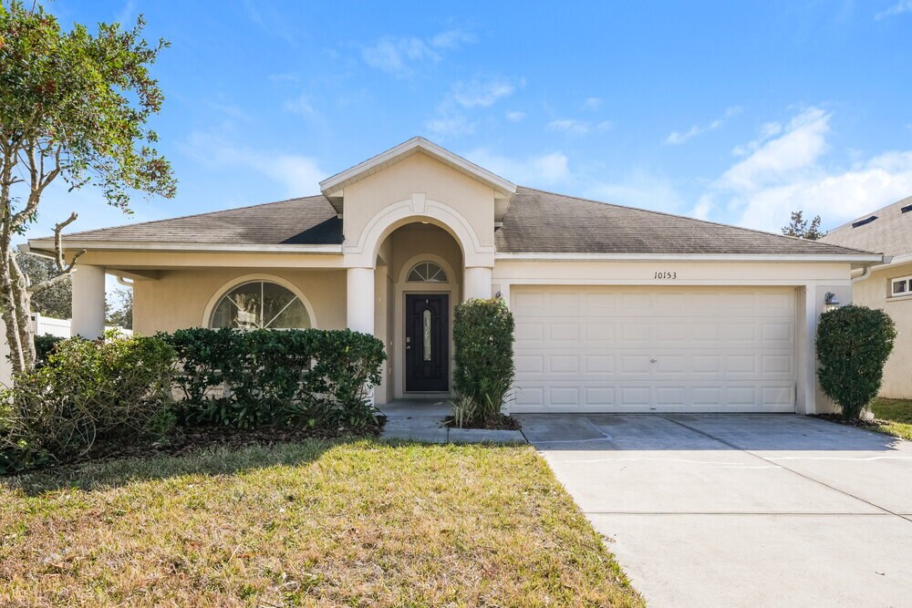 10153 Coldwater Loop in Land O Lakes, FL - Building Photo