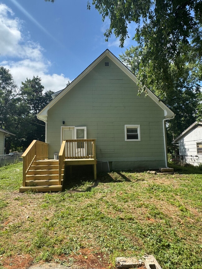 3515 Penn St in St. Joseph, MO - Foto de edificio - Building Photo