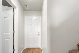 13525 Palm Beach Dr in Caldwell, ID - Building Photo - Building Photo