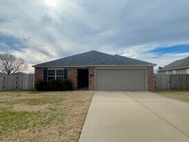 3833 Sanday Ave in Springdale, AR - Building Photo