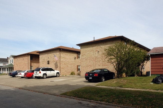 1509-1515 Walnut St in Kenova, WV - Foto de edificio - Building Photo