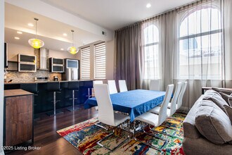 133 S 3rd St in Louisville, KY - Building Photo - Building Photo