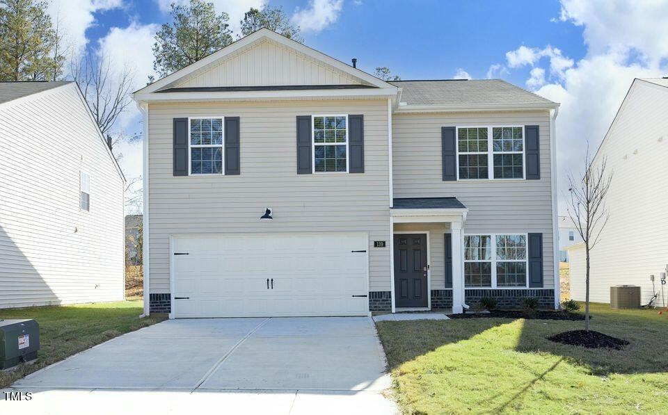 139 Palm Dr in Sanford, NC - Building Photo