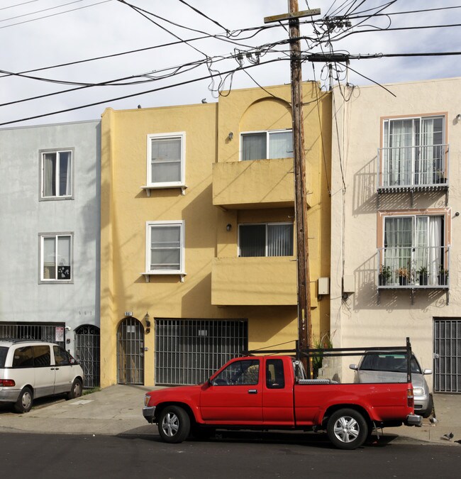 667 Villa St in Daly City, CA - Building Photo - Building Photo