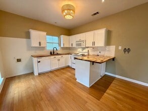 13337 Bayou Grand S Blvd in Gonzales, LA - Building Photo - Building Photo