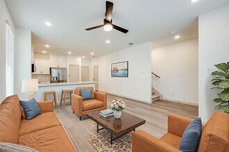 5232 Springlake Pkwy in Haltom City, TX - Building Photo - Building Photo