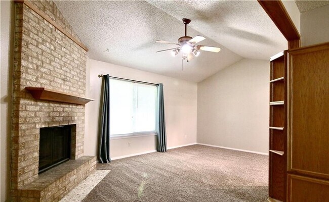 2303 Lago Trail in Killeen, TX - Building Photo - Building Photo