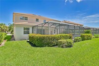 21432 Bella Terra Blvd in Estero, FL - Foto de edificio - Building Photo