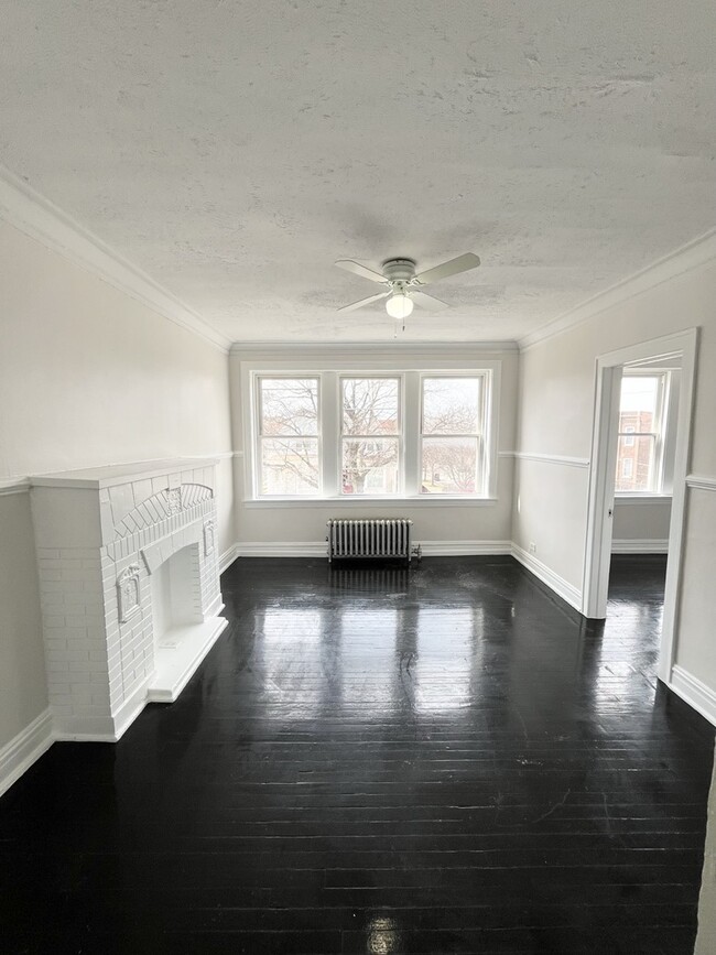 4134 W 24th Pl in Chicago, IL - Foto de edificio - Building Photo