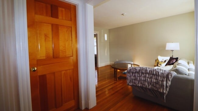 90-92 Normandy Terrace in Cambridge, MA - Building Photo - Building Photo