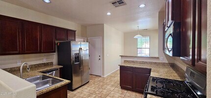 3721 W White Canyon Rd in San Tan Valley, AZ - Building Photo - Building Photo