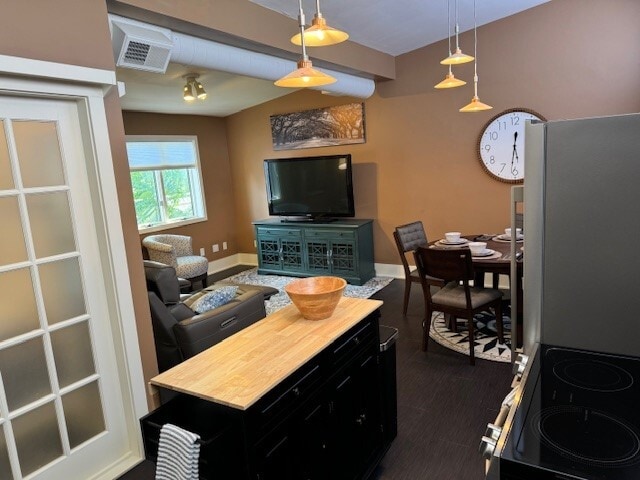 property at 651 Park Ave