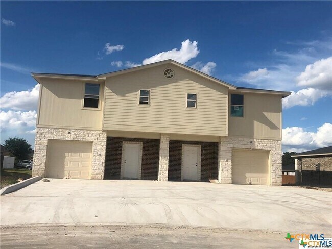 property at 4701 Cambridge Dr