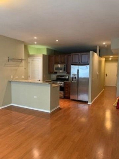 310 S Michigan Ave, Unit 1312 in Chicago, IL - Building Photo - Building Photo