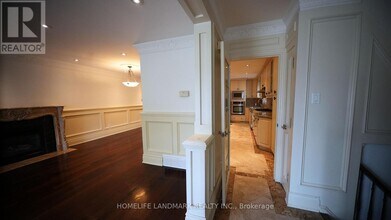 138 Newton Dr in Toronto, ON - Building Photo - Building Photo