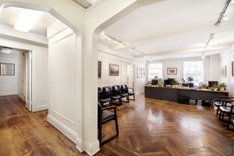 12 W 96th St in New York, NY - Building Photo - Interior Photo