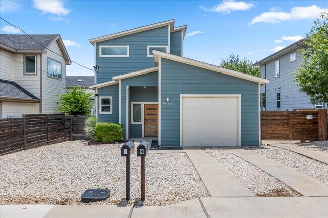 7101 Bennett Ave in Austin, TX - Building Photo - Building Photo