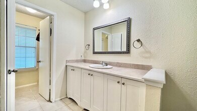 702 Twin Oak Trail in Cedar Park, TX - Building Photo - Building Photo