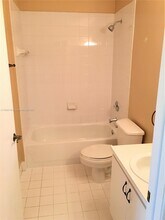15731 SW 137th Ave in Miami, FL - Building Photo - Building Photo